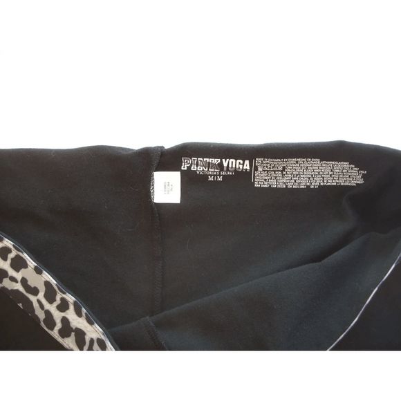 NEW Women's Size X-S VICTORIA'S SECRET Yoga Short Crop Leggings Black 11038801 - Picture 2 of 3